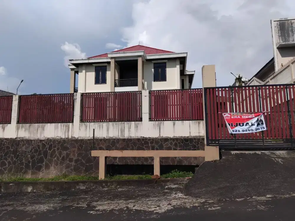 DIJUAL RUMAH MEWAH