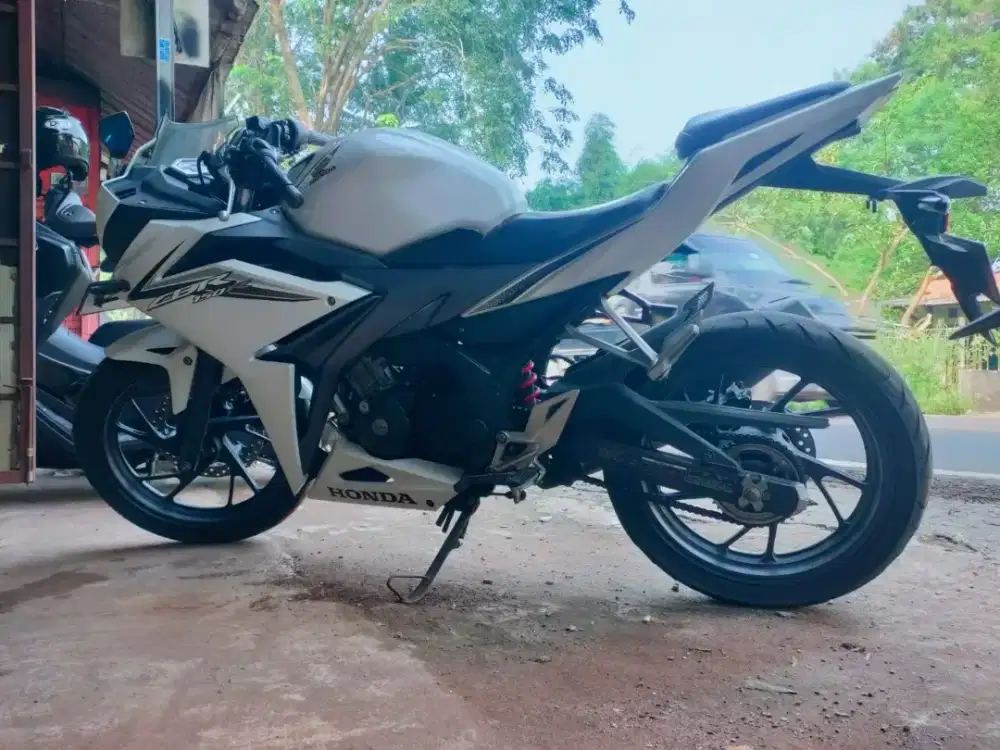Honda CBR 150 2017