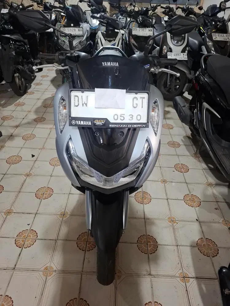 Yamaha Lexi Lx 155cc 2024 Silver Plat DW