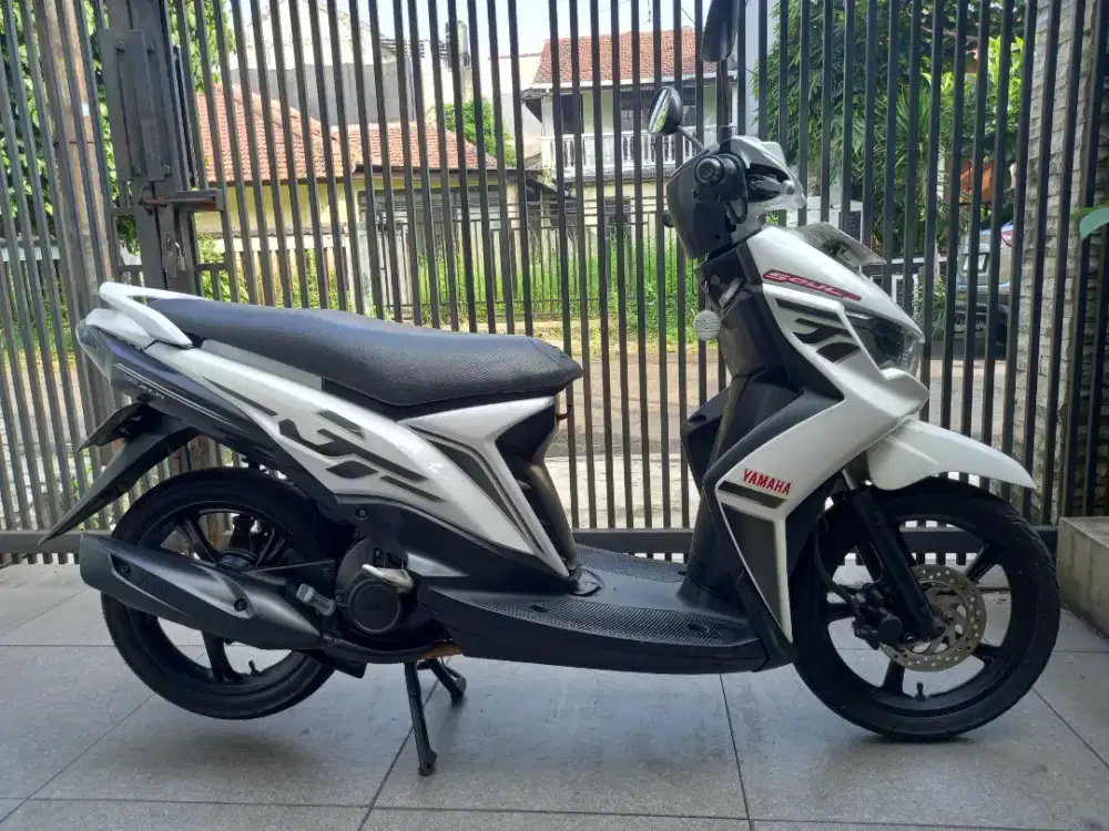 soul GT 115 2012 injeksi ori Putih NO PR
