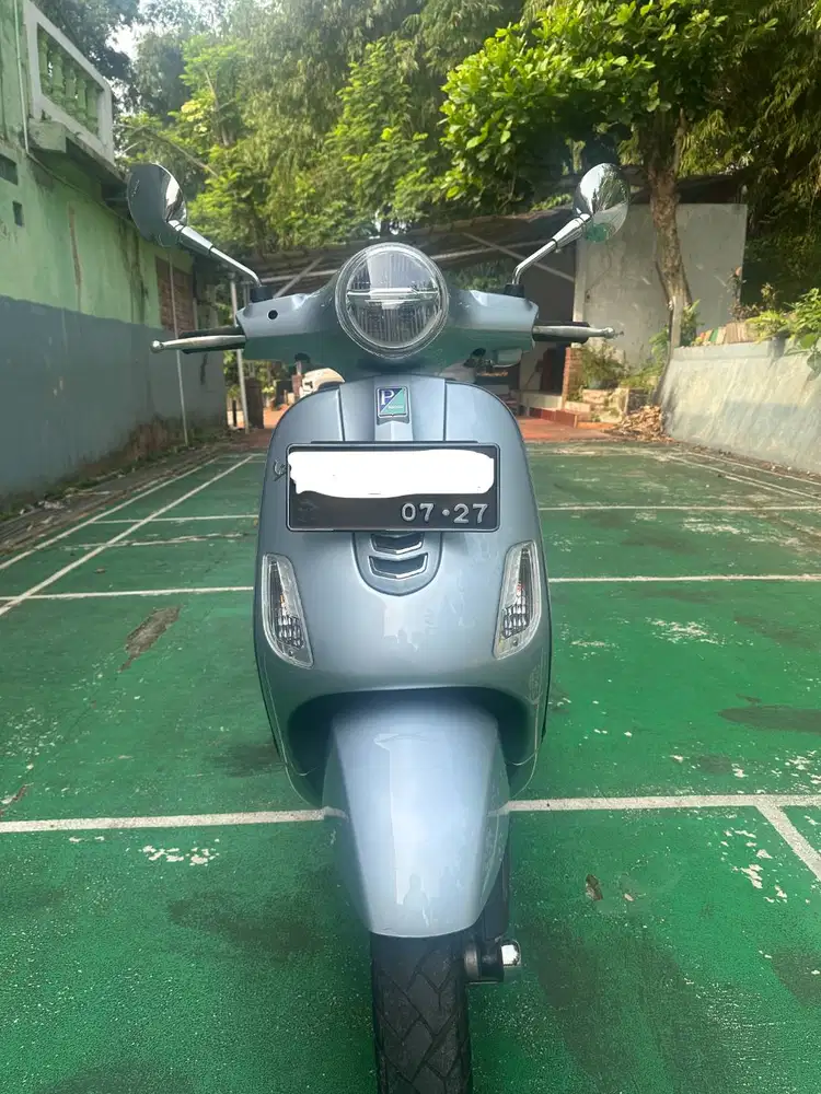 Vespa LX 125 I-Get Tahun 2022