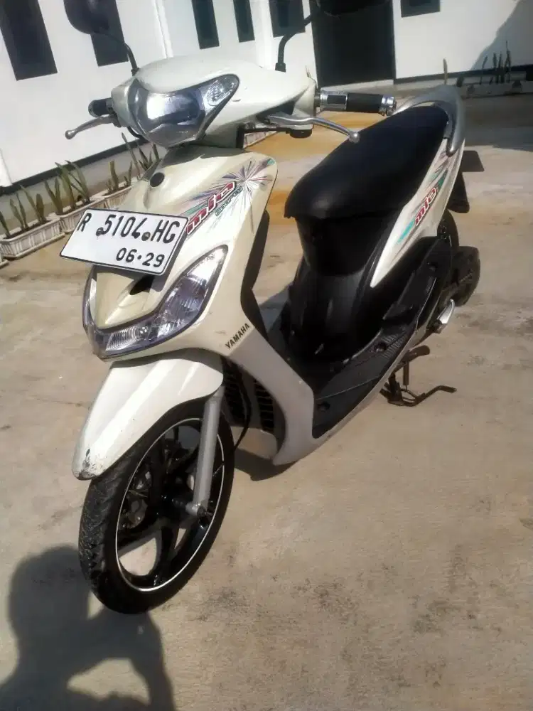 Mio CW Putih 2009