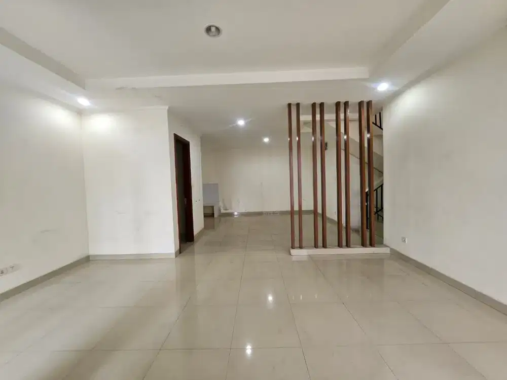 Dijual Cepat Rumah di Modernland