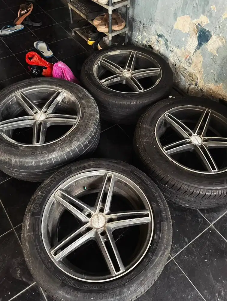 VELG RING 18 VOSSEN PALANG 5 BAUT LENGKAP BAN TEBAL GA ADA BOCOR
