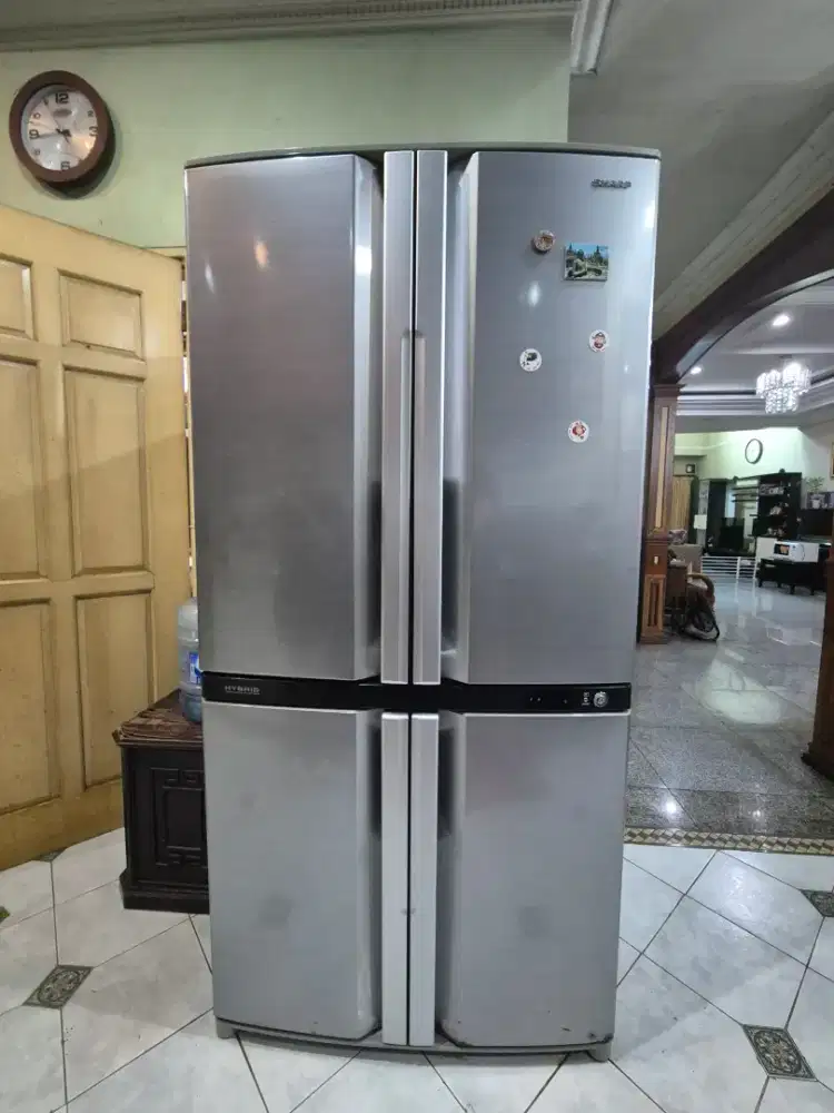 Jual Kulkas Sharp 4 pintu SJ-F75PV-SL