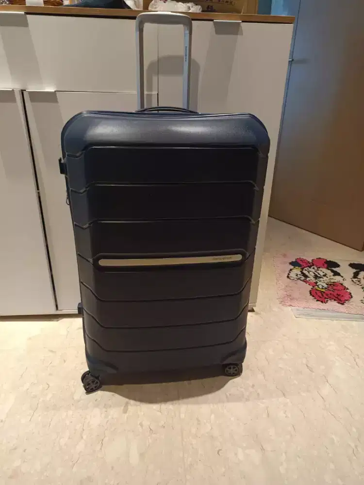 Koper Samsonite 30 Large u/ bagasi  double wheels, expandable, ringan