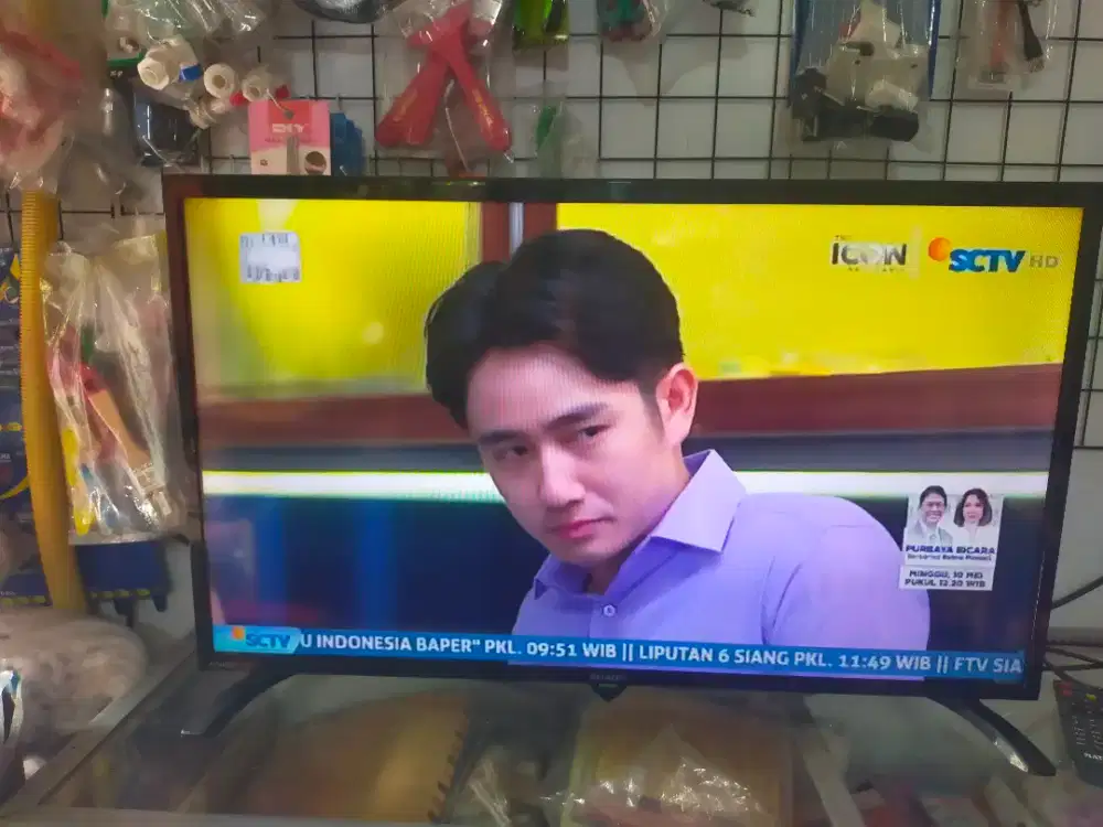 TV LED Sharp 32 in