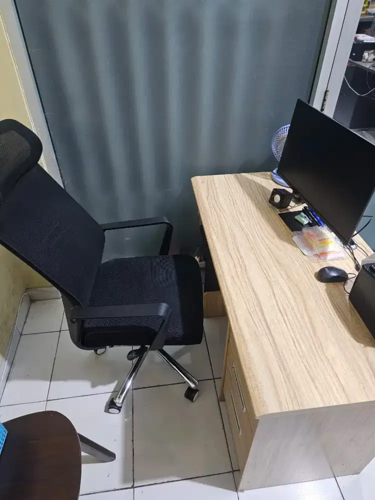 Staff Akunting dan Finance