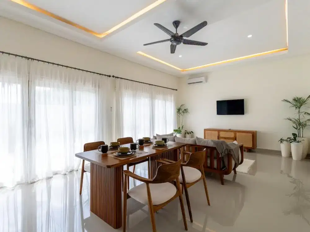 DISEWAKAN EXCLUSIVE 2BR PRIVATE POOL VILLA SEMINYAK – LOKASI STRATEGIS