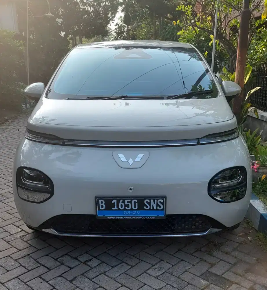 Wuling Cloud 2024 Tangan 1