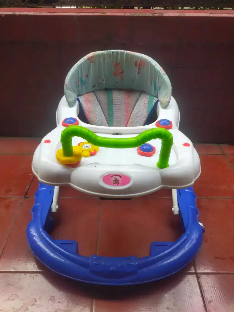 walker baby merk hokiku