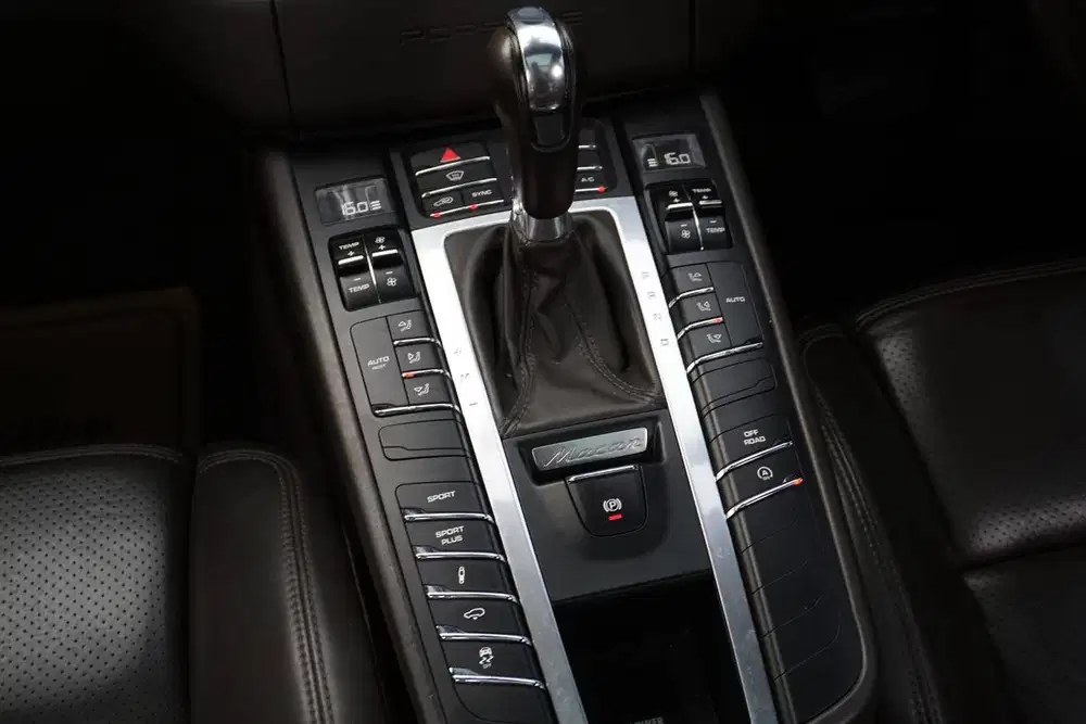 Porsche Macan S  Twin-Turbo 2015