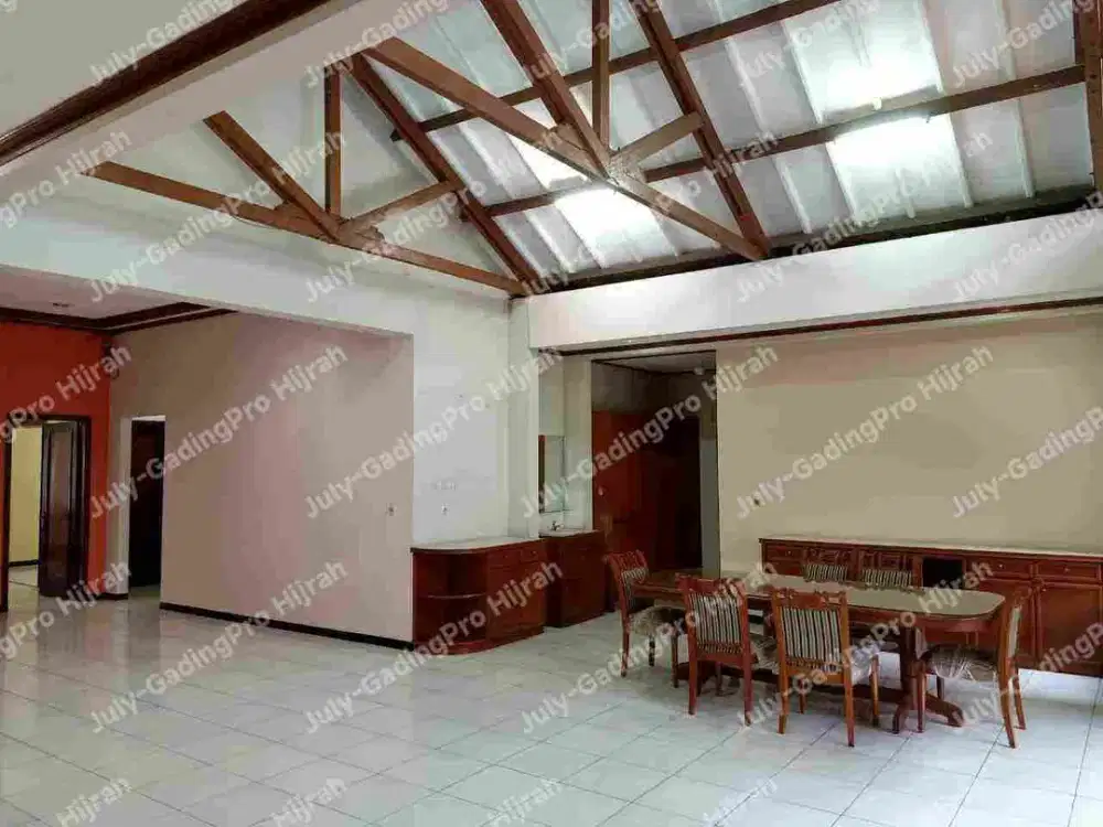 JUAL CEPAT Mainroad Jl RIAU Pusat Kota Bandung