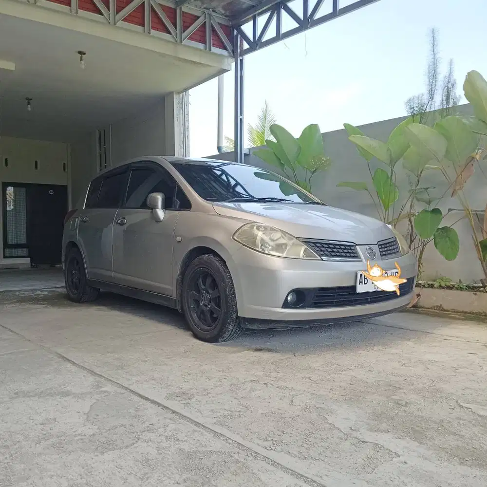 Dijual: Nissan Latio Hatchback 1,8 A/T (CBU Thailand)