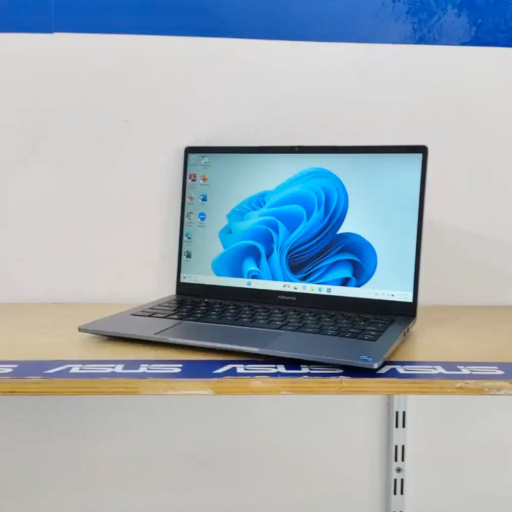 Laptop Second ADVAN WORKPRO 1701 Core I5 - 12450H (Ram 8GB /SSD 256GB)