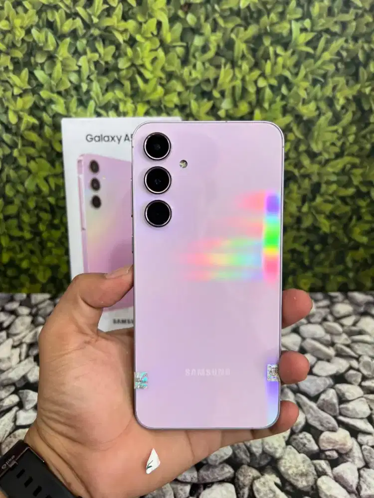 Samsung A55 5G
Ram 12/256