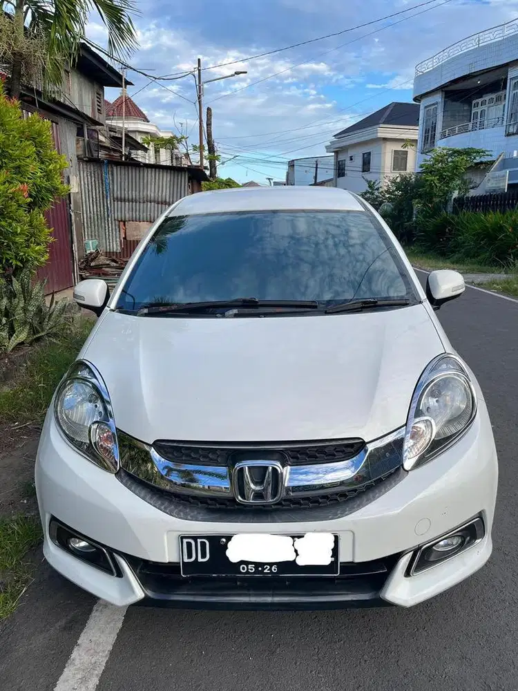 Honda MOBILIO 2014 putih