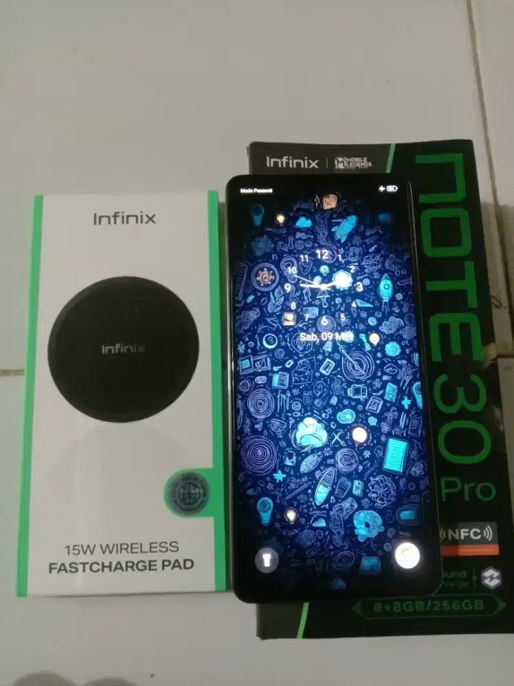 Infinix note 30 pro 8+8/256
