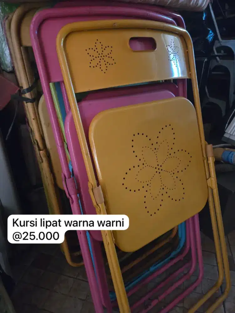 DIJUAL KURSI LIPAT WARNA WARNI