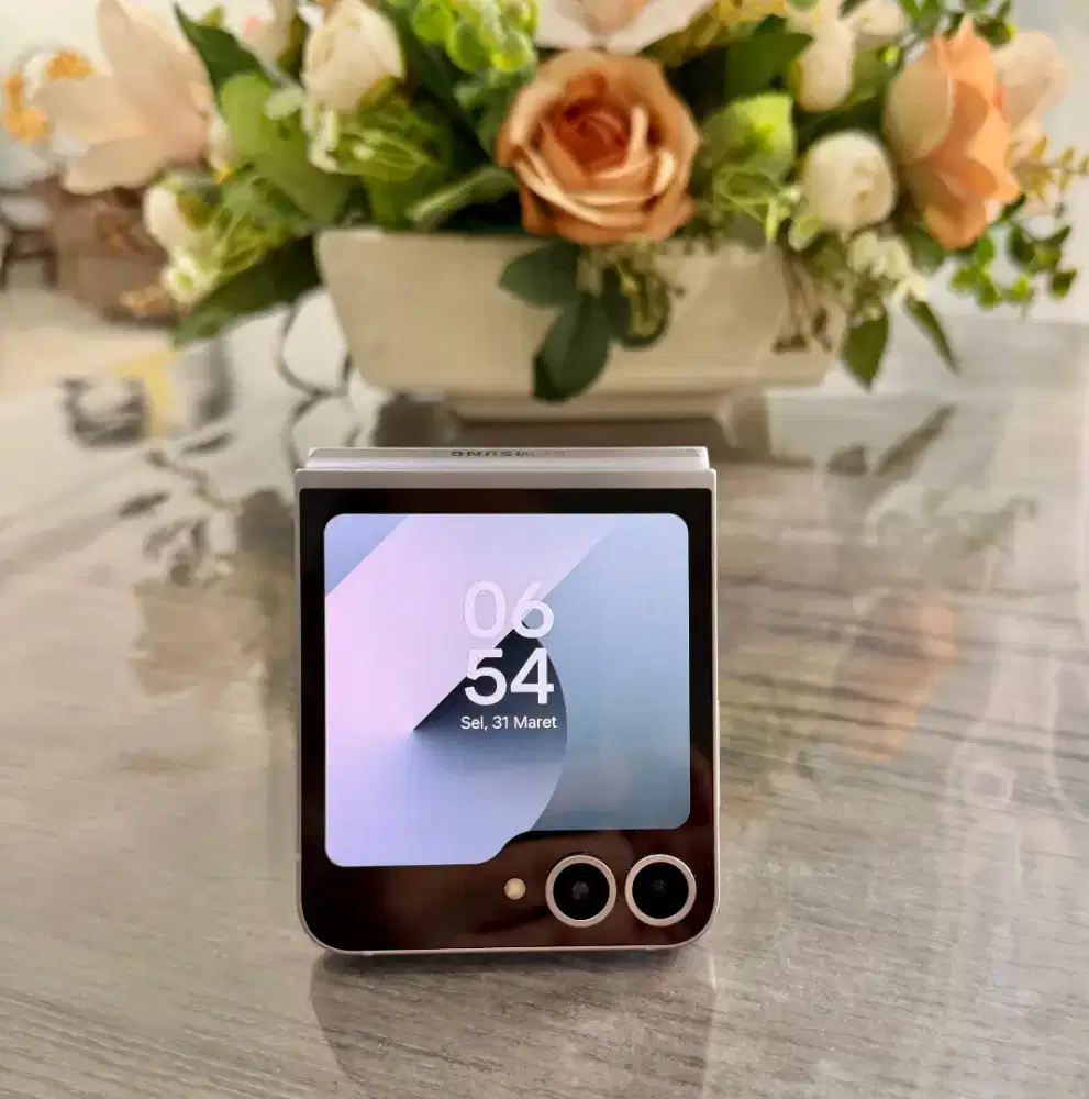 Samsung Galaxy Z Flip 6