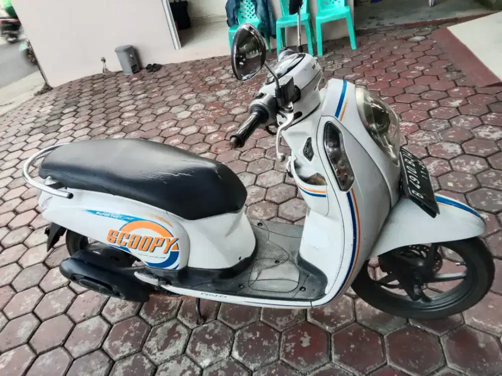 Motor Scoopy 2016