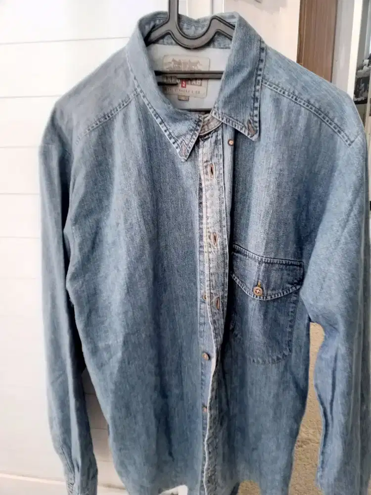 Kemeja Levis original