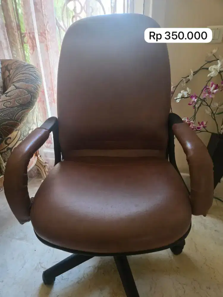 DIJUAL KURSI KANTOR