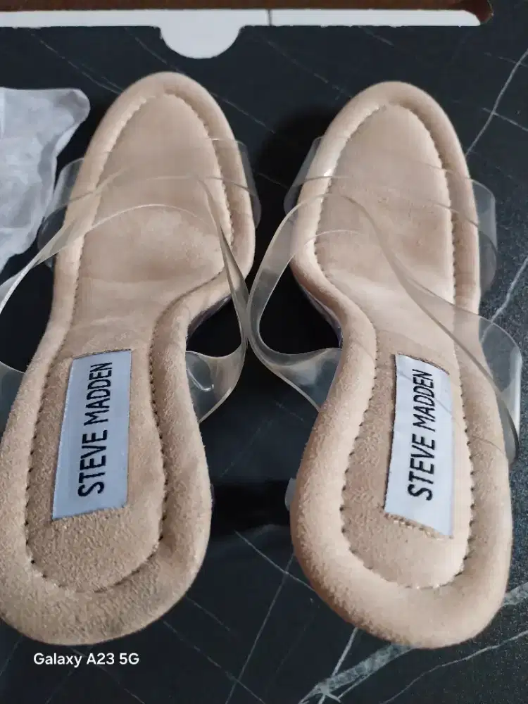 Sepatu hight heels steve maddane baru