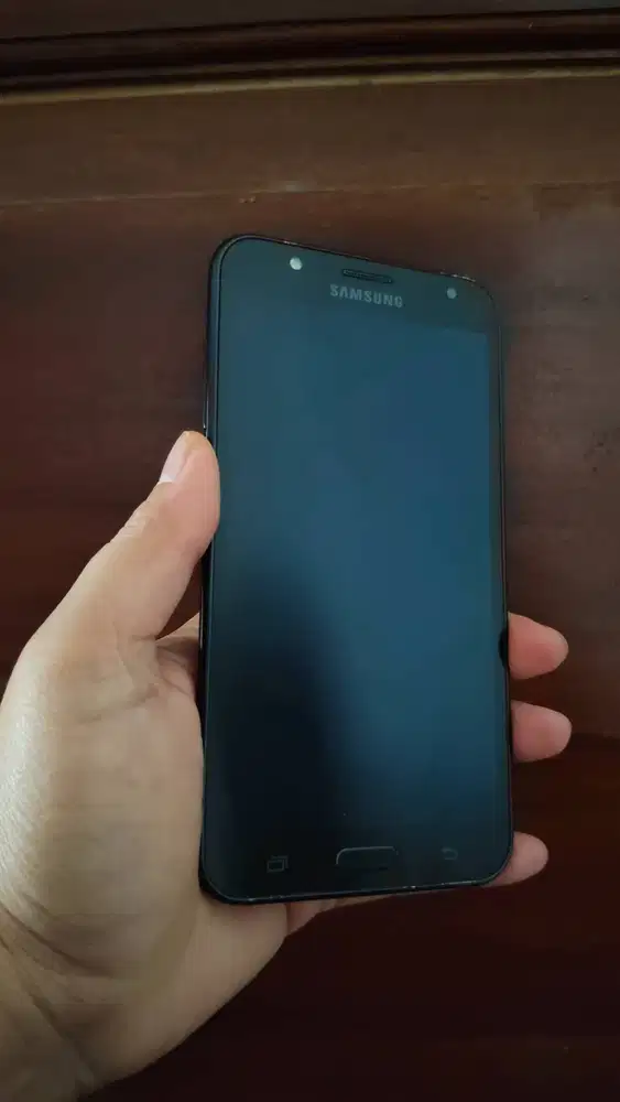 Samsung SM J70 Black