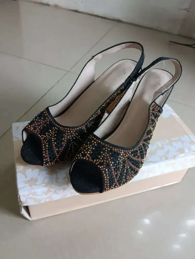 Sepatu High Heels