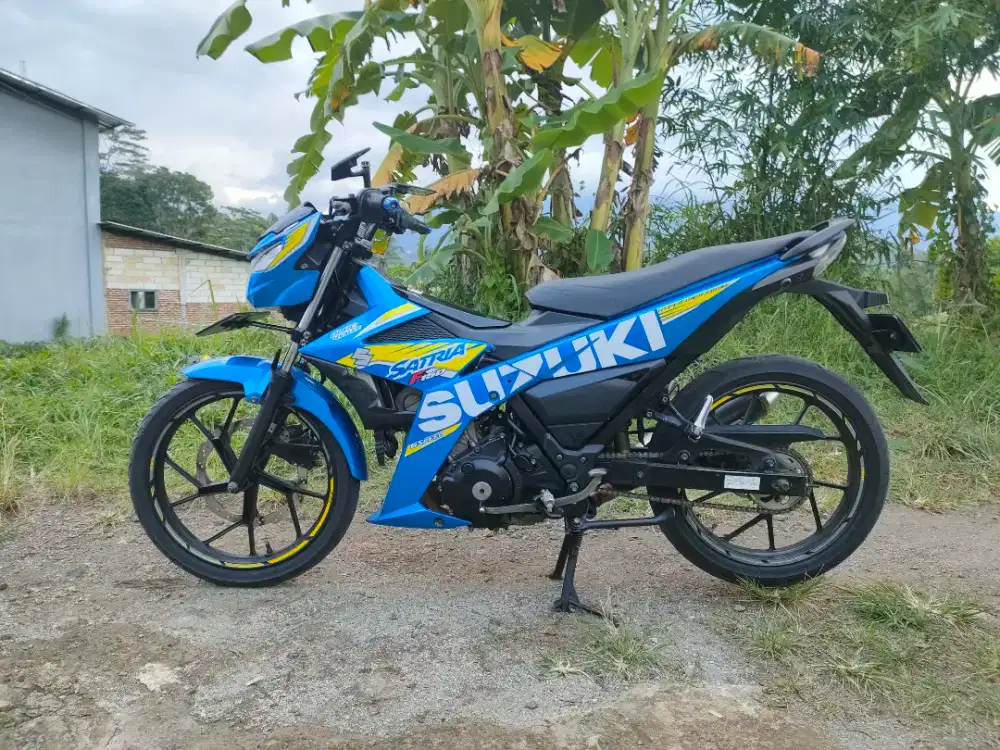 SATRIA FU TH 2016 BIRU