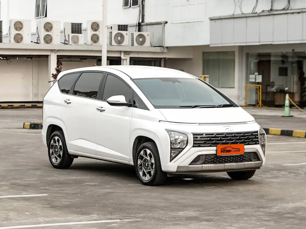 Hyundai Stargazer Prime At (Captain Seat) Th 2022