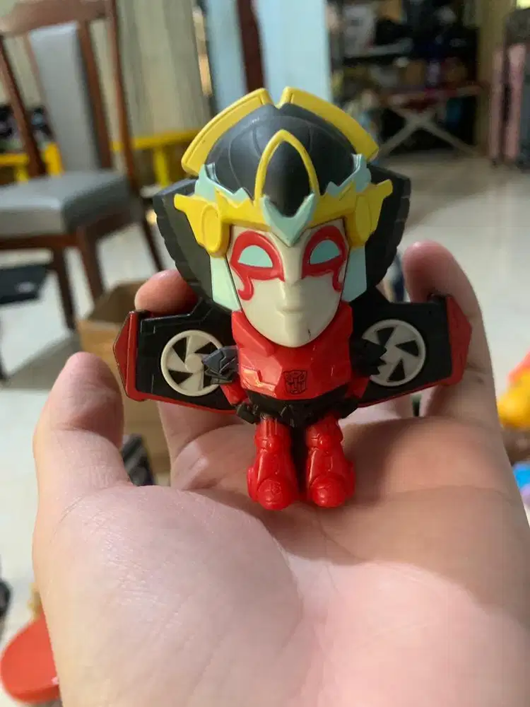 Mainan transformer