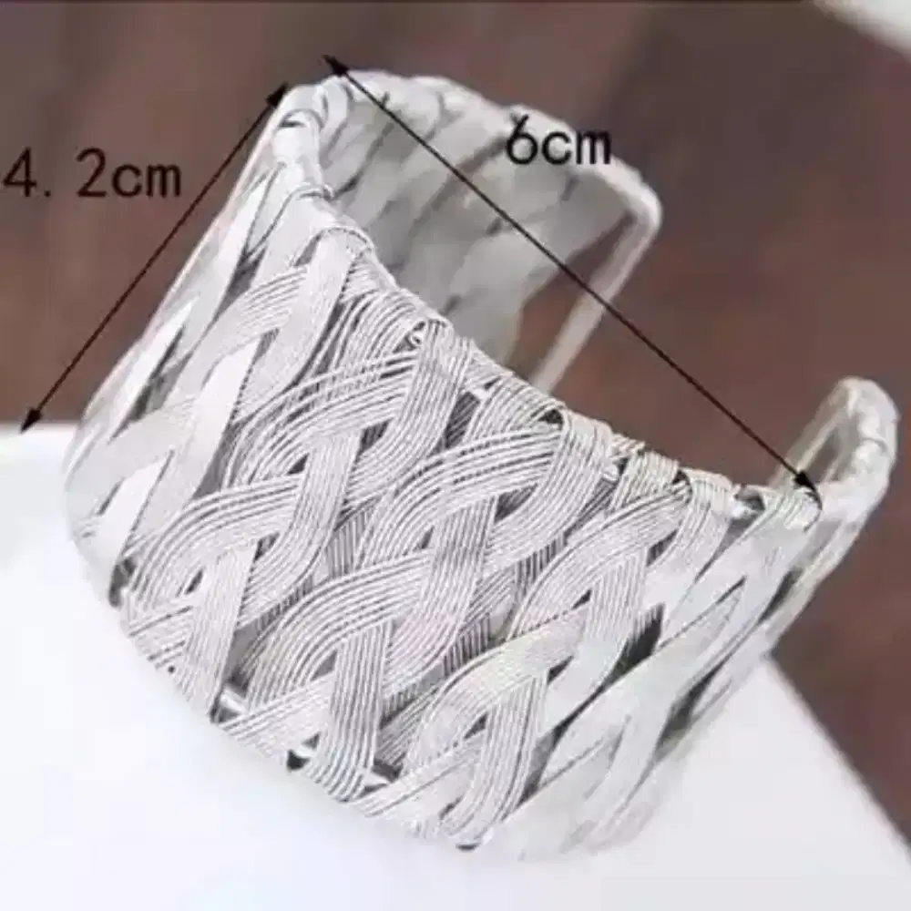Gelang wanita a48290
