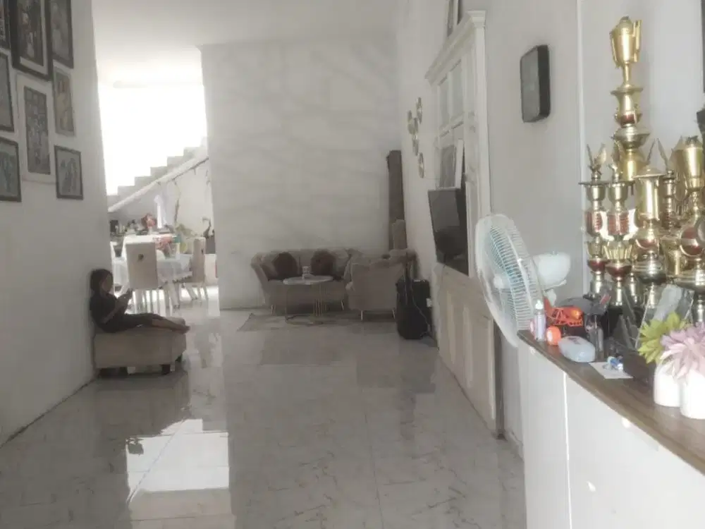 DIJUAL RUMAH 2 LANTAI KOTA BALI RESIDENCE PADALARANG BANDUNG, WHOOSH, IKEA, PASAR PADALARANG