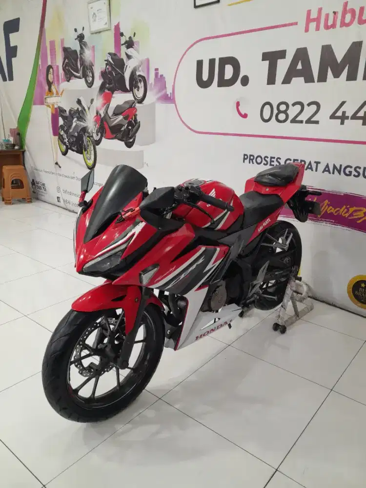 HONDA CBR 150 R LED 2019 MURAH POLL