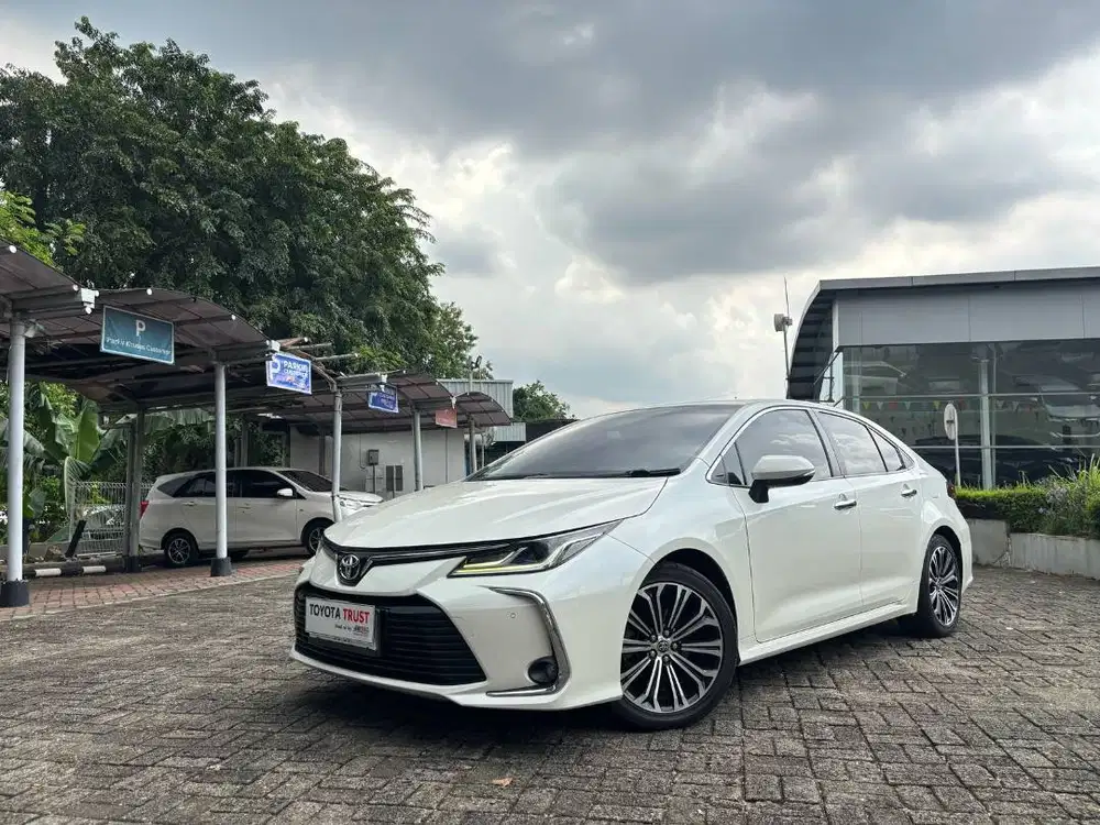 [FREE BALIK NAMA] TOYOTA COROLLA ALTIS V BENSIN AT 2019 ISTIMEWA
