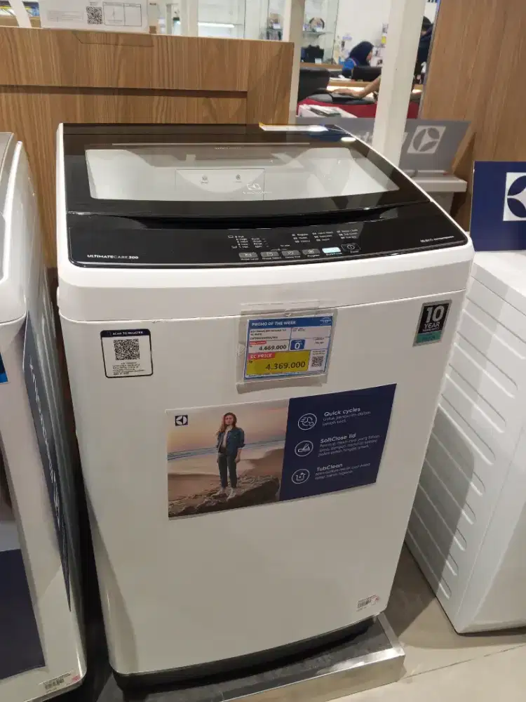 ELECTROLUX WM TOPLOAD 10.5KG