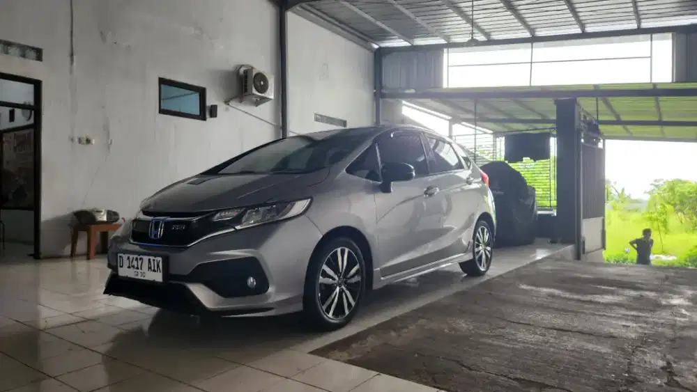 HND JAZZ RS AT 2019