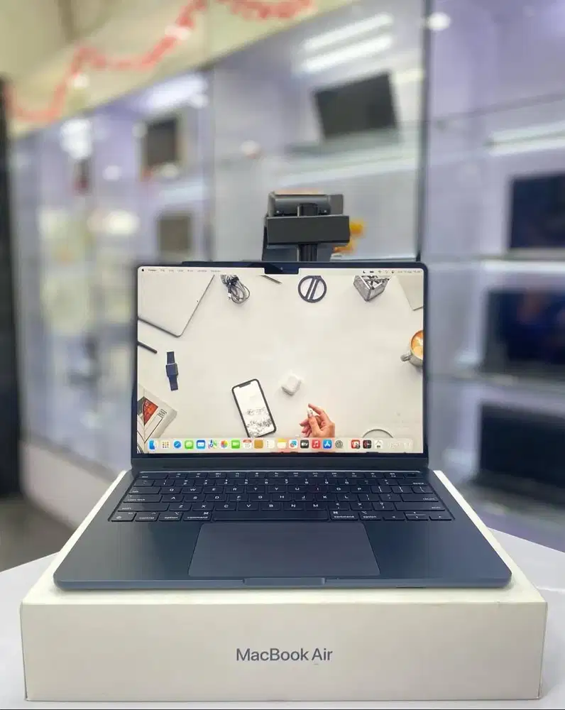 MACBOOK AIR 2024 13 16/256 GB M3 MIDNIGHT MIDNIGHT