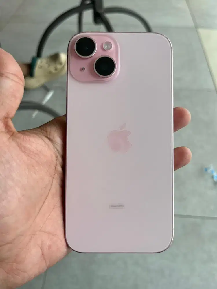 iphone 15 128gb ibox garansi 2027