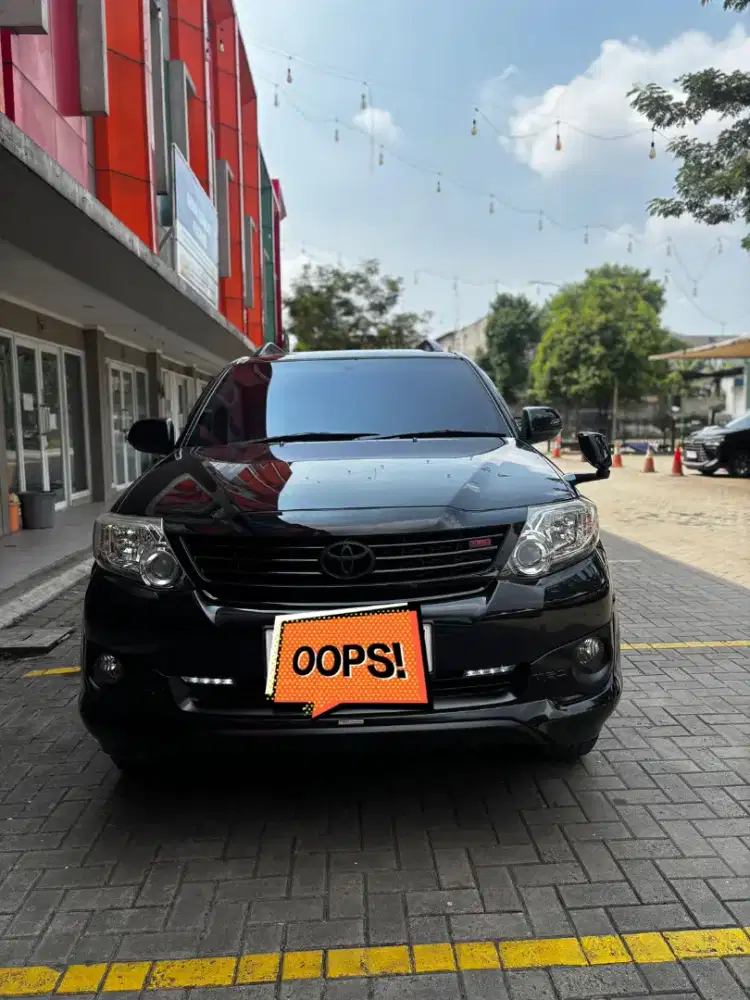 FORTUNER 2.7 LUX 2014 BENSIN HITAM