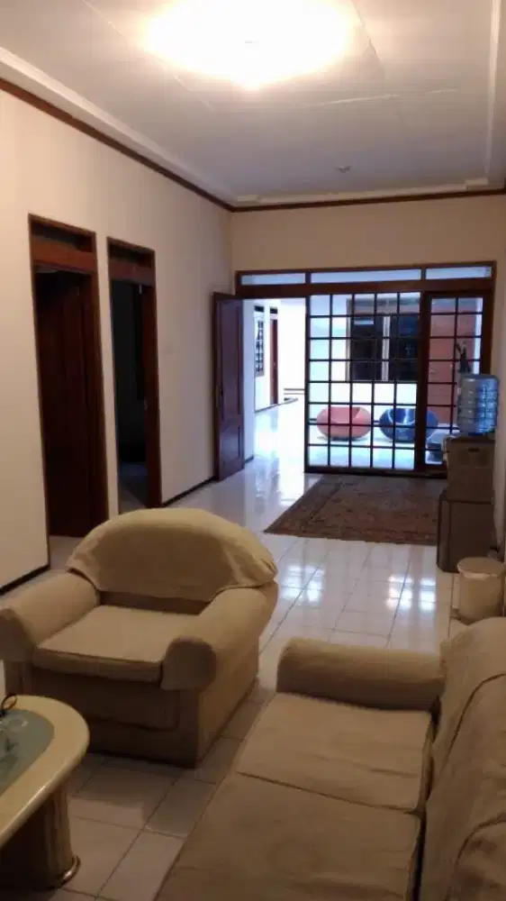 Disewakan rumah minimalis siap pakai di sayap BKR