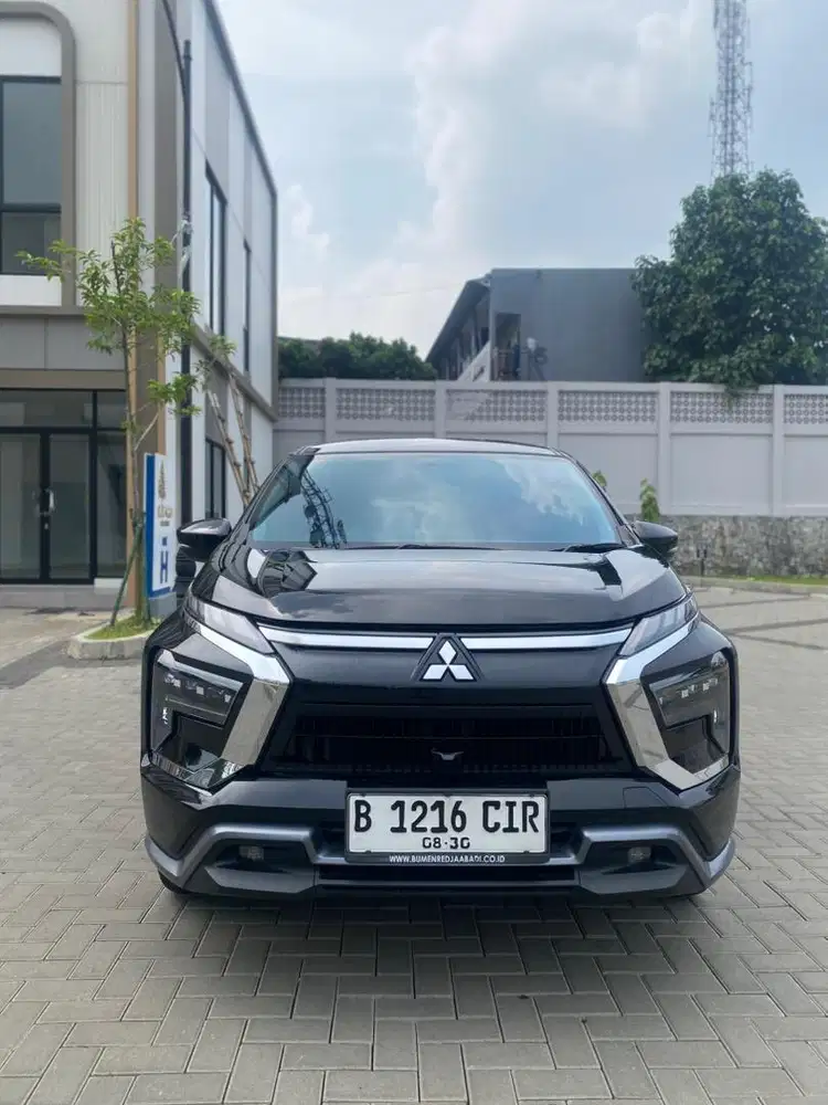Mitsubishi Xpander Ultimate 1.5 AT 2025 SEPERTI BARU