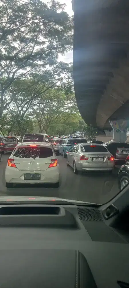 Mencari lowongan Supir Pribadi atau yang lain