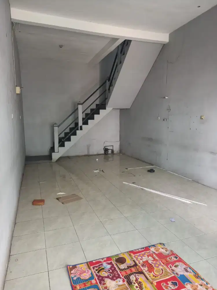 Disewakan Ruko 2 lantai di 0 Jalan Raya Kedung Cowek, Surabaya