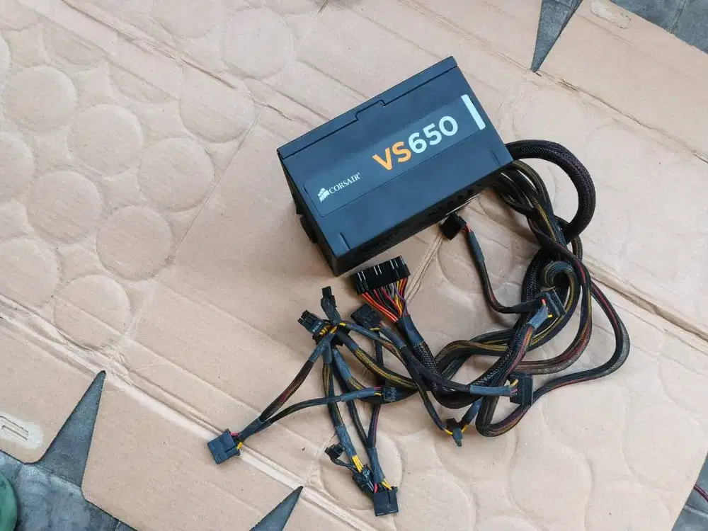 power supply psu 650W corsair VS650 segel mulus