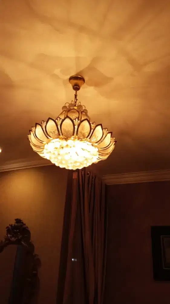 DIJUAL MURAH SAJA LAMPU GANTUNG KRISTAL BENING