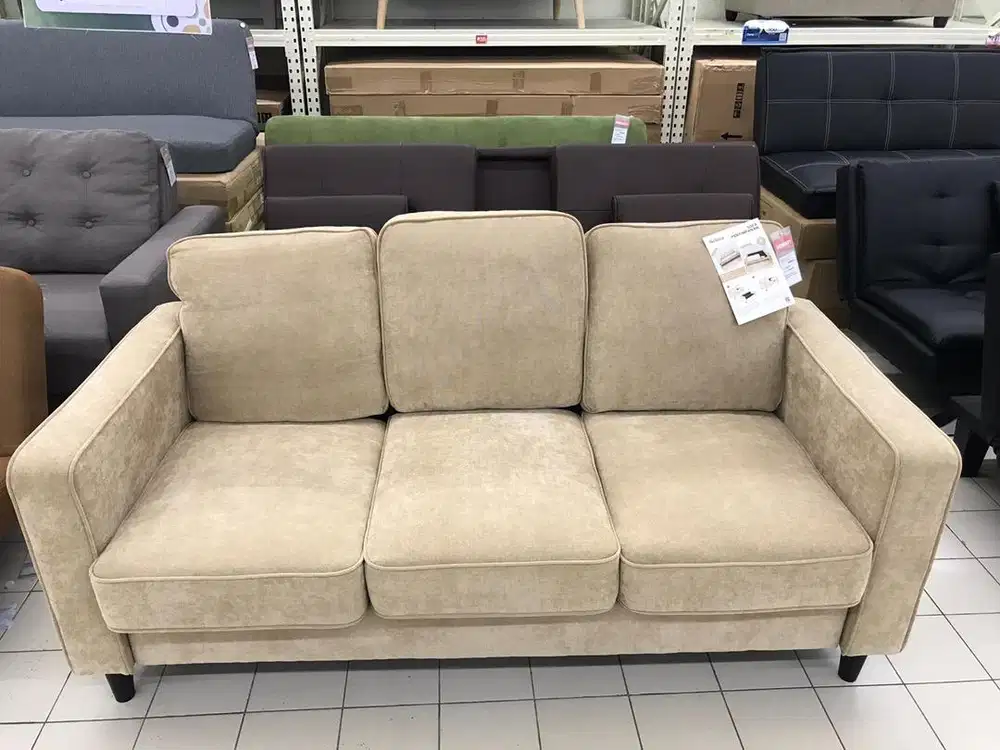 Selma Theodore Sofa Dengan Penyimpanan Fabric 3 Seater - Krem Beige