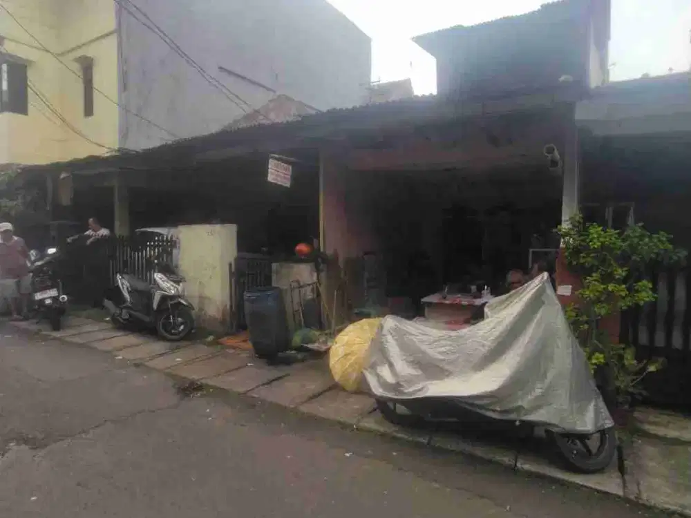 Dijual harga NJOP rumah tua luas 215 m hitung tanah di  bendungan hilir Jakarta pusat